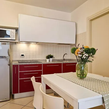 Seaside With Poolside Retreat Appartamento Bibione